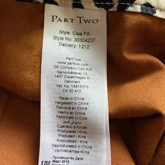 Part Two  |Clea Pants - Picture 8 of 9